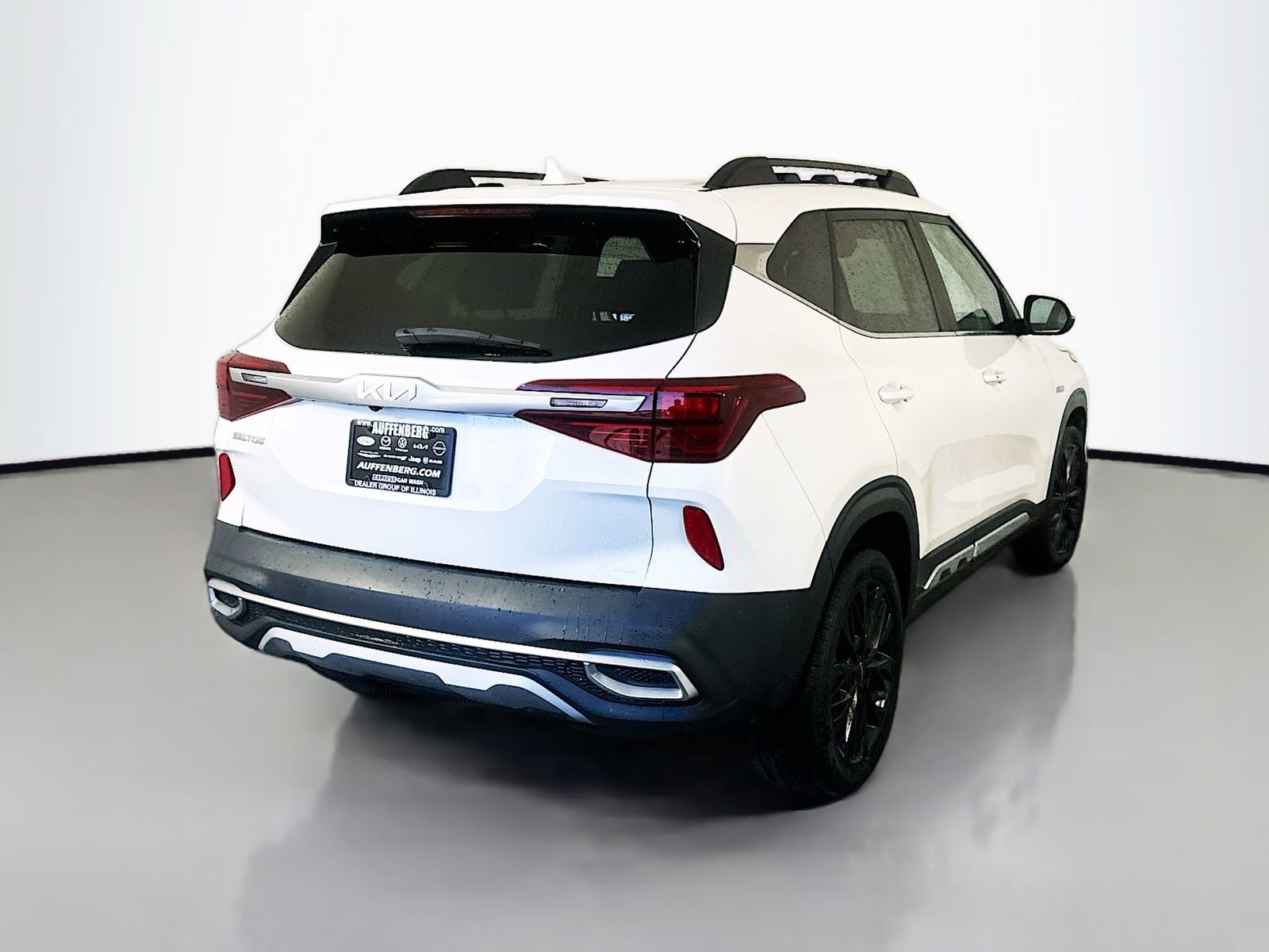 Used 2023 Kia Seltos Nightfall Edition AWD/4WD image 7