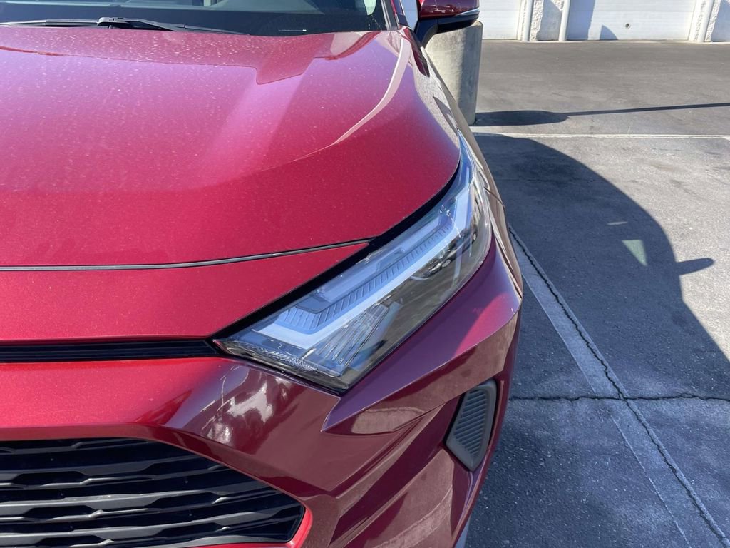 Used 2025 Toyota RAV4 XLE image 13