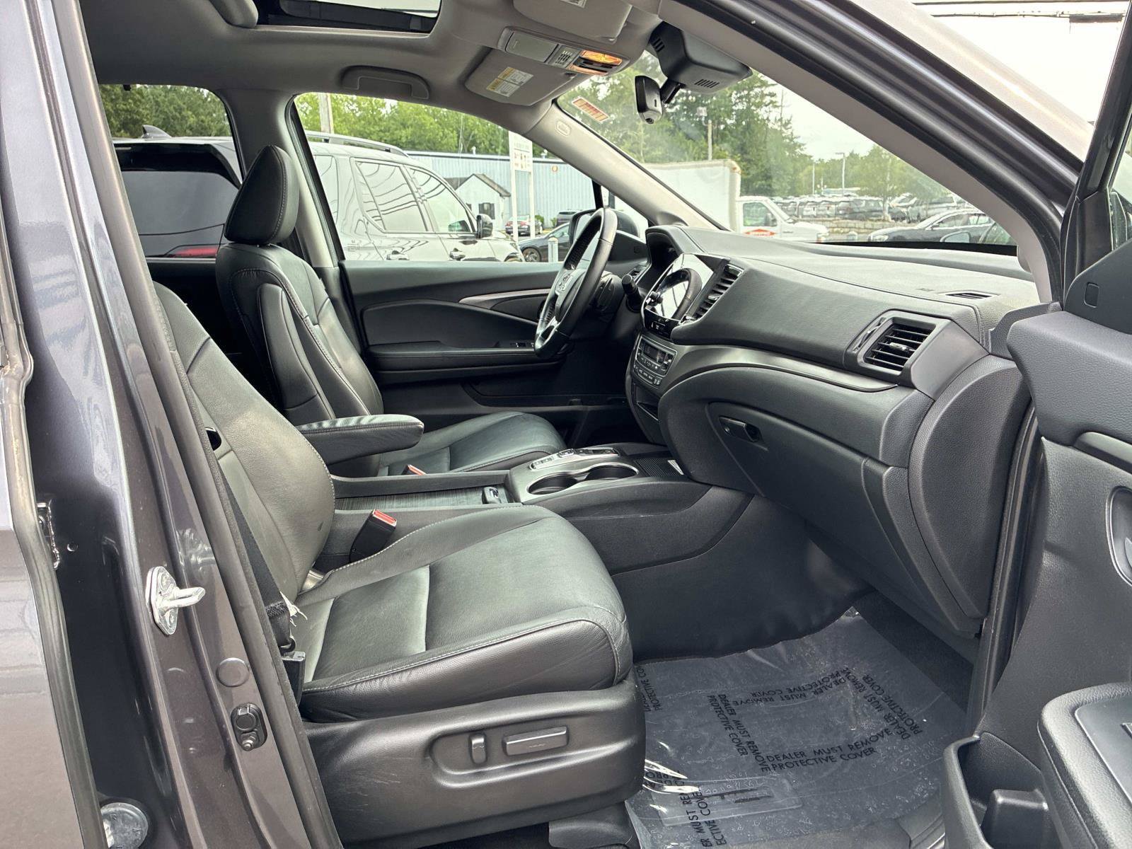 Used 2022 Honda Pilot Special Edition image 11