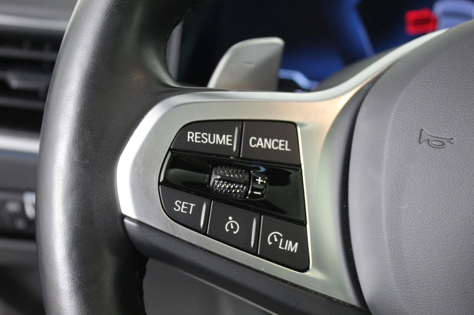 Used 2024 BMW 330e xDrive w/ Premium Package image 15