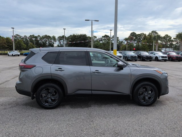 Certified 2026 Nissan Rogue SV FWD image 3