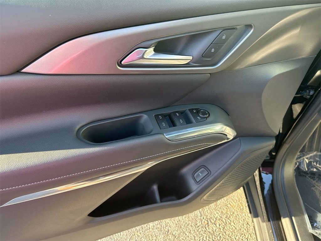 New 2026 Chevrolet Traverse LT image 15