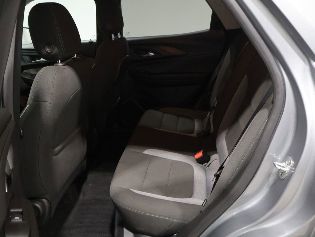 Used 2025 Chevrolet TrailBlazer LT image 18