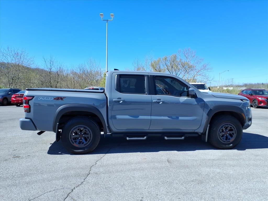Used 2025 Nissan Frontier PRO-4X w/ Pro Premium Package image 15