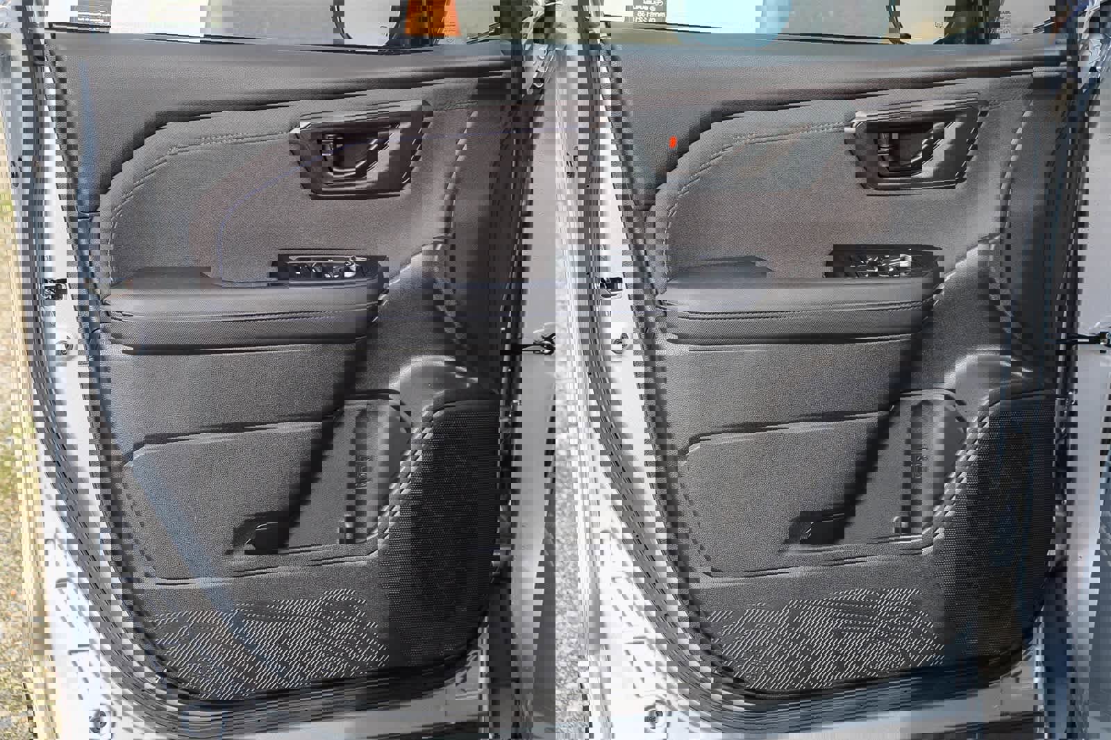 Used 2025 Subaru Forester Premium image 19