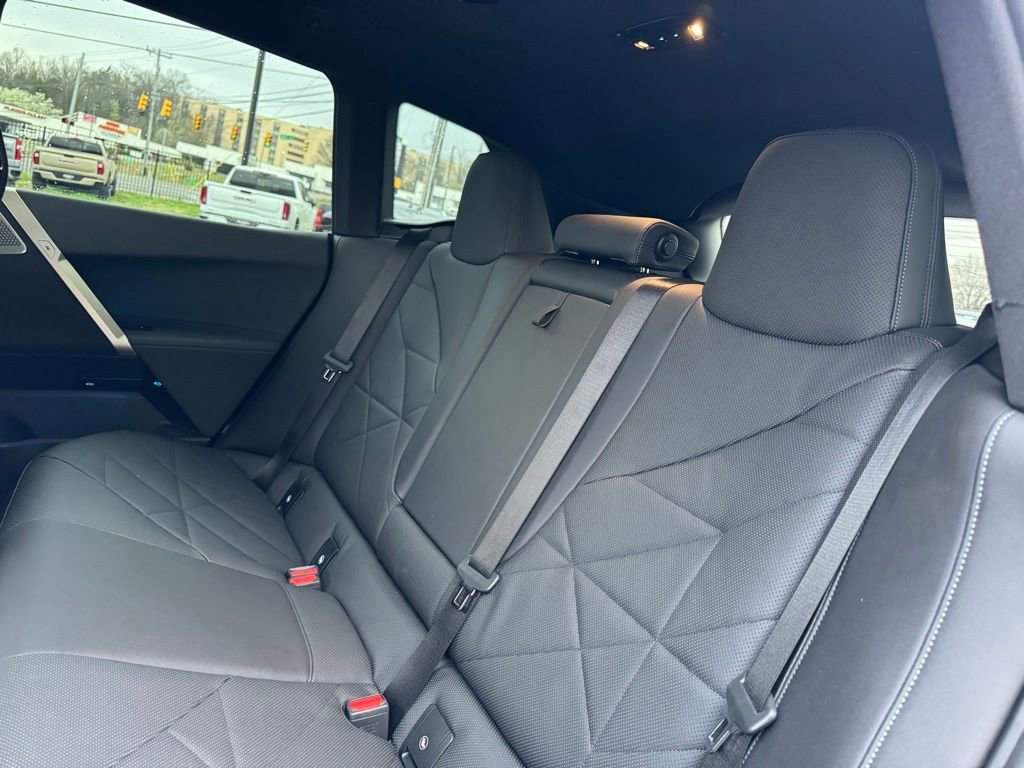 Used 2022 BMW iX xDrive50 w/ Premium Package image 29