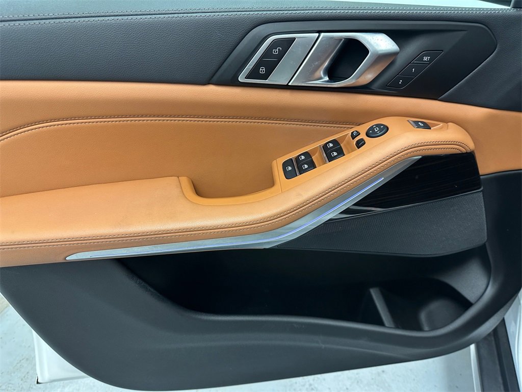 Used 2023 BMW X5 xDrive40i w/ Premium Package image 17