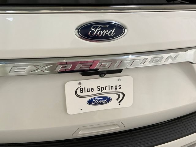 Used 2021 Ford Expedition Max Limited AWD/4WD image 6