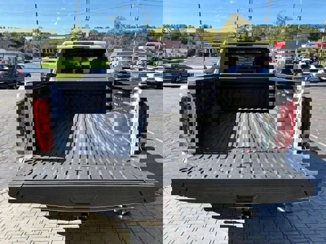 New 2025 GMC Sierra 2500 SLE image 10