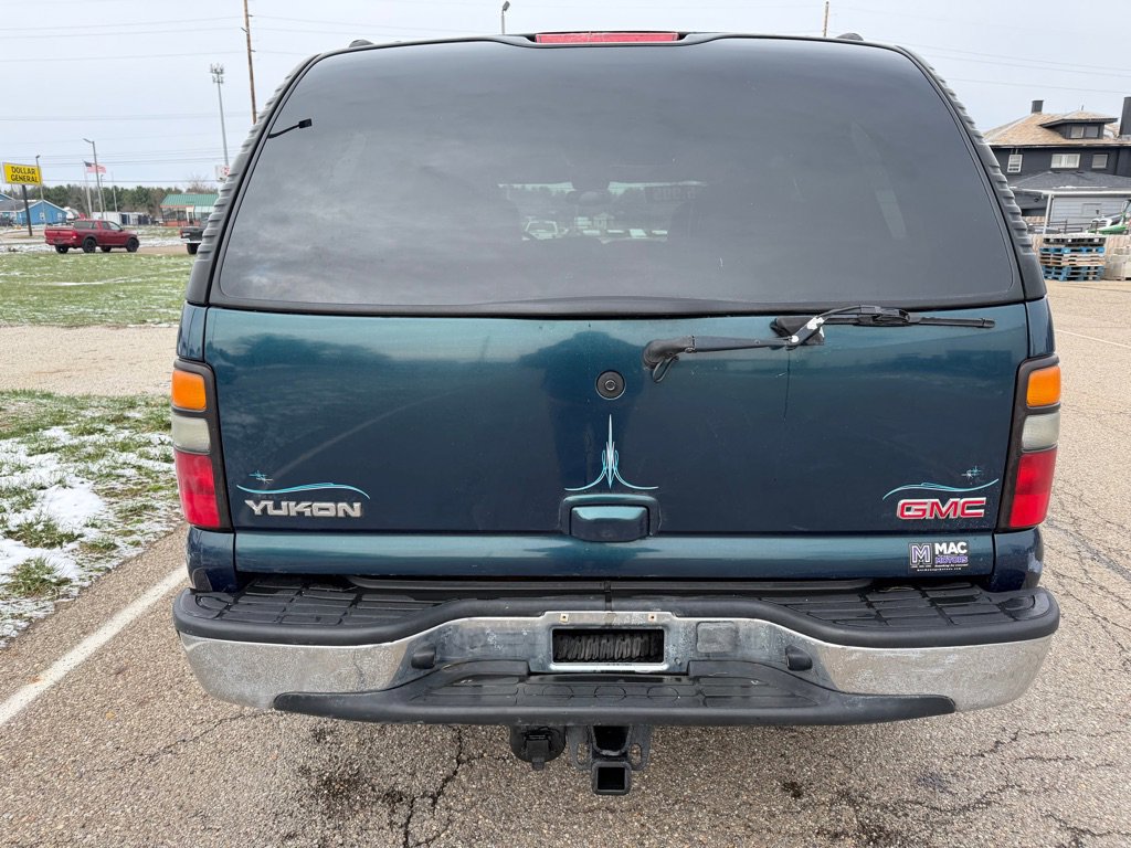 Used 2005 GMC Yukon SLT w/ SLT Preferred Equipment Group image 16