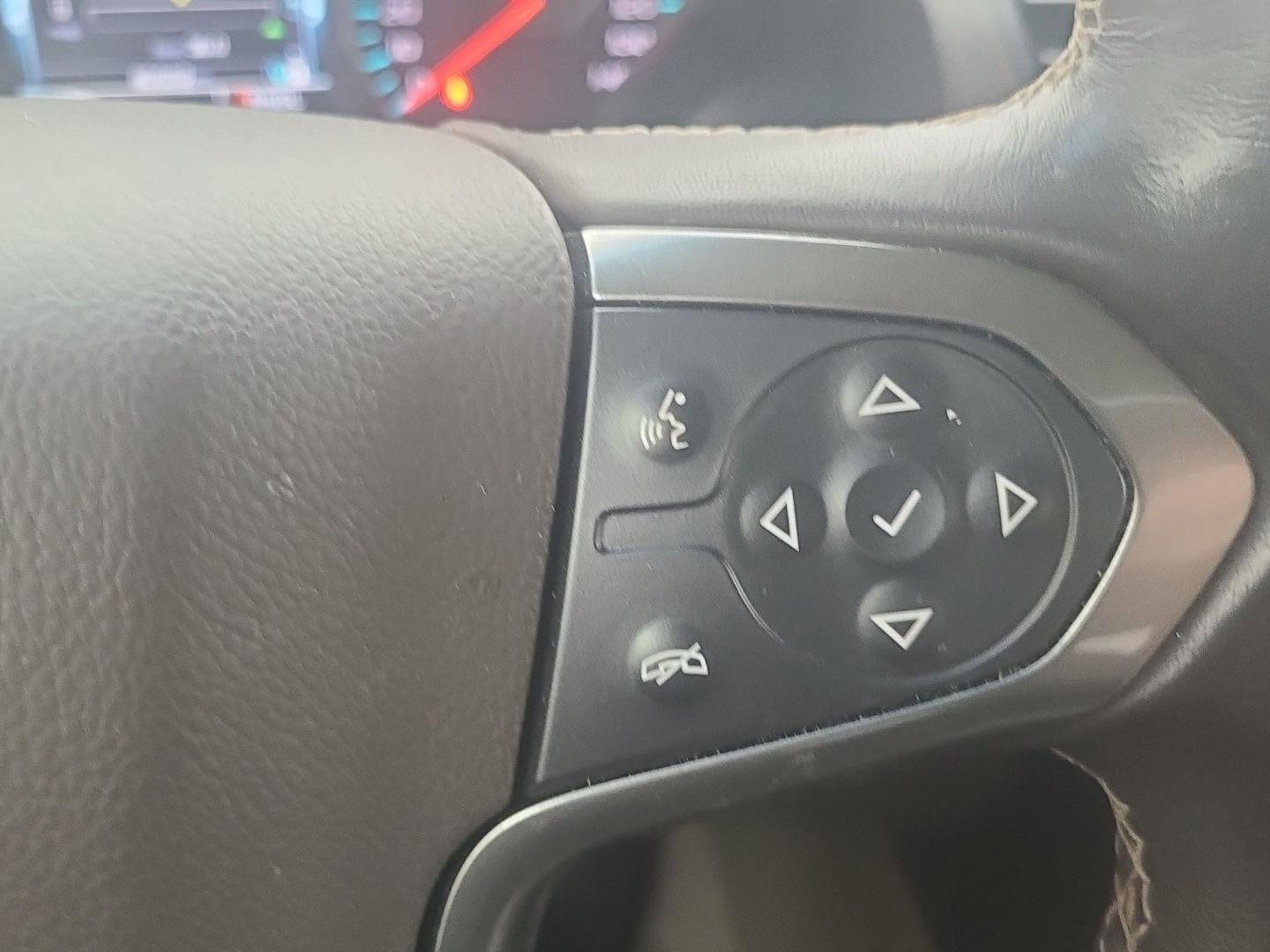 Used 2020 Chevrolet Tahoe LS w/ Enhanced Driver Alert Package image 22