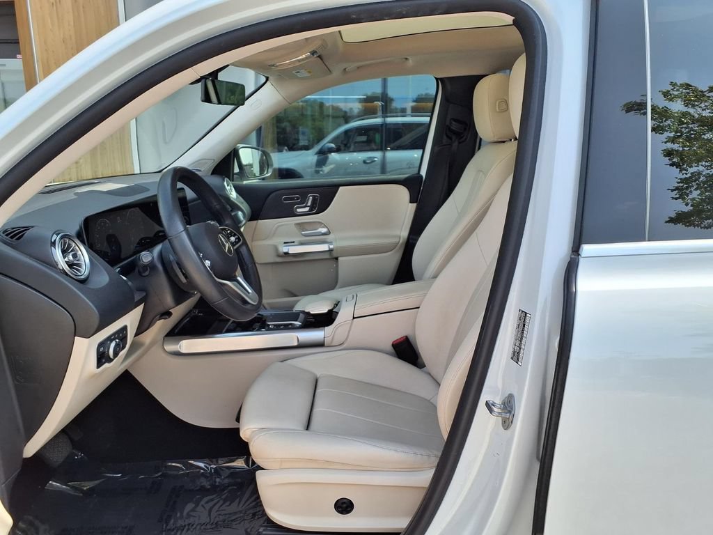 Used 2021 Mercedes-Benz GLB 250 4MATIC image 14