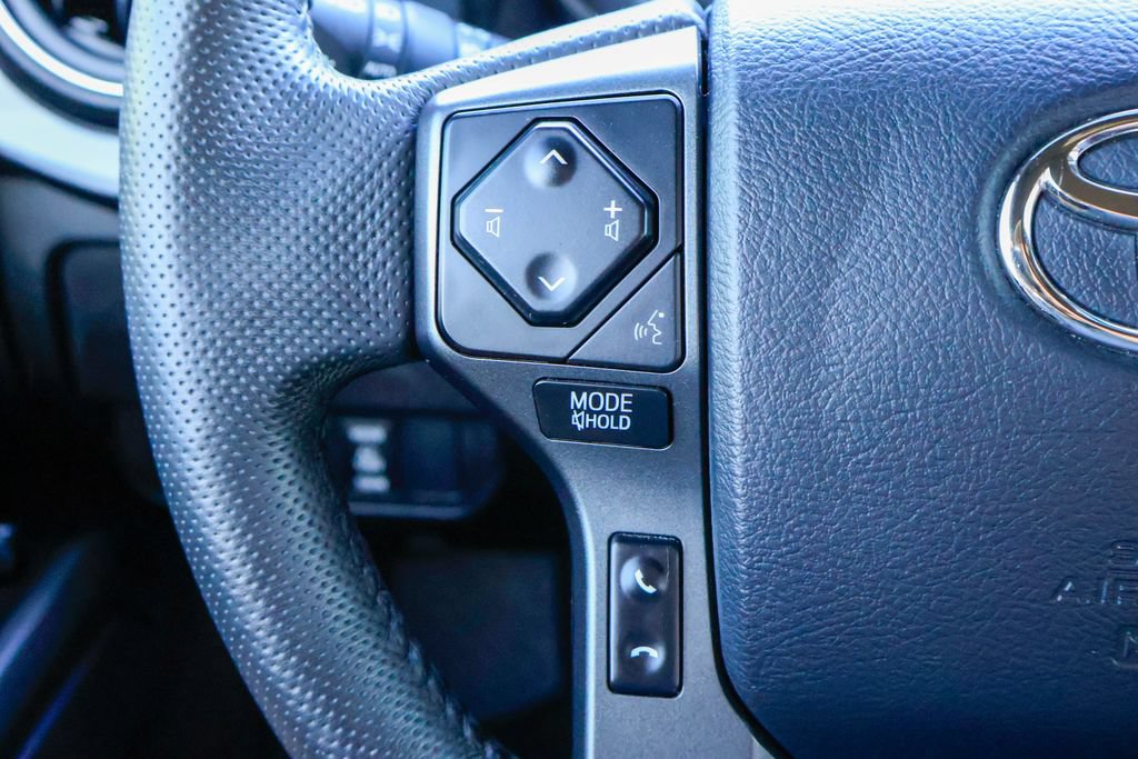 Used 2023 Toyota Tacoma TRD Sport w/ Technology Package RWD image 14