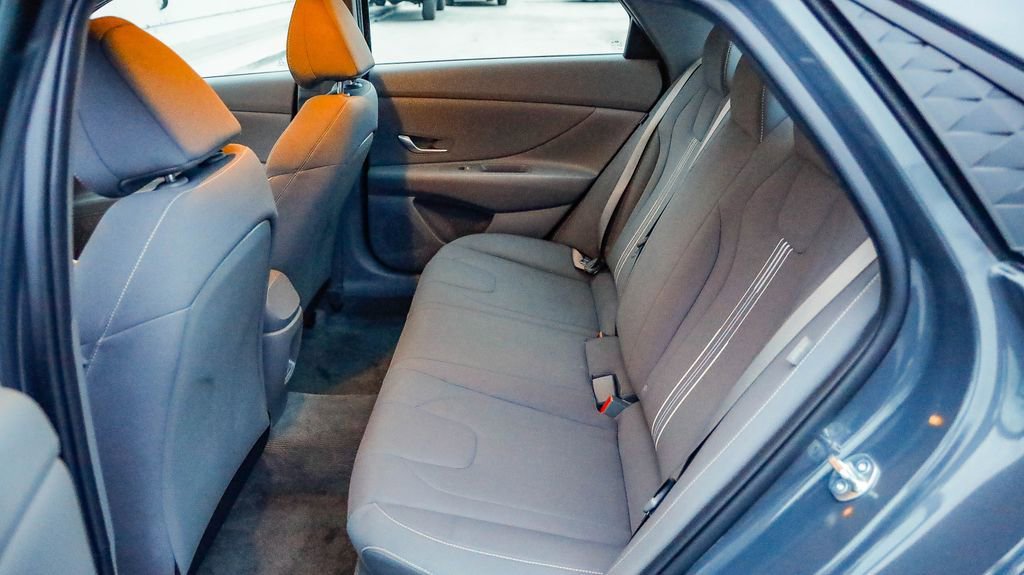 Used 2024 Hyundai Elantra SEL image 19