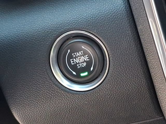 Used 2026 GMC Acadia Elevation w/ Elevation Premium Package FWD image 23