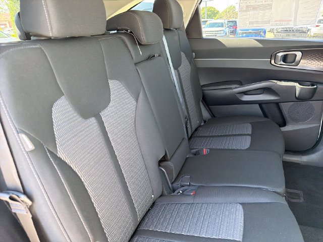 New 2026 Kia Sorento LX FWD image 21