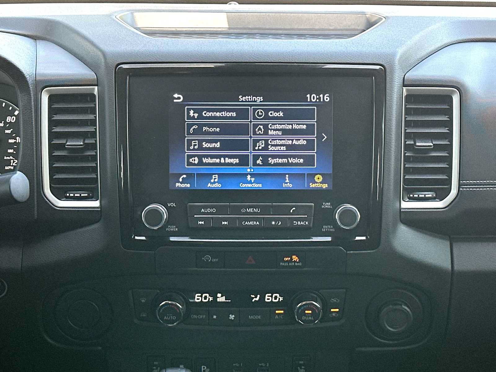 Used 2024 Nissan Frontier SV w/ SV Convenience Package RWD image 26
