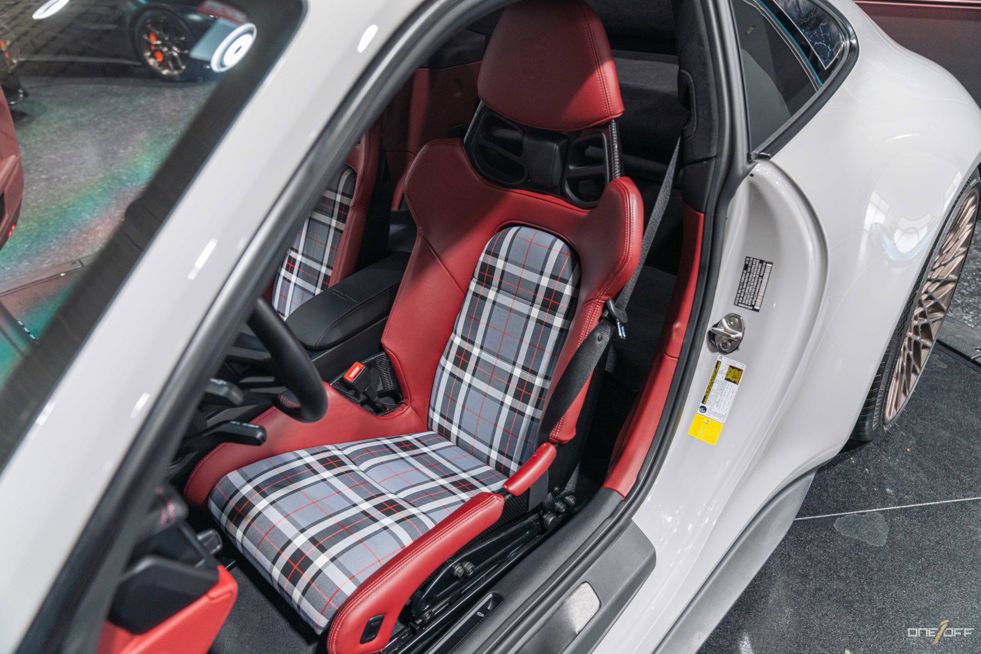 Used 2022 Porsche 911 GT3 RWD image 27