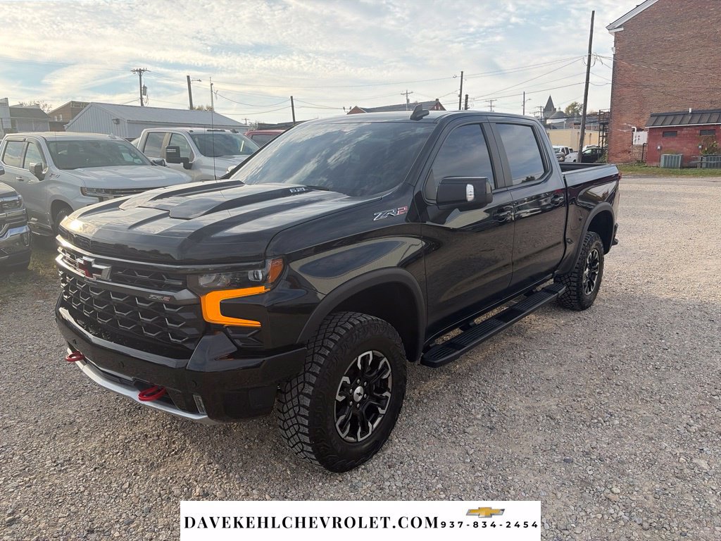 Used 2025 Chevrolet Silverado 1500 ZR2 w/ Technology Package AWD/4WD image 2