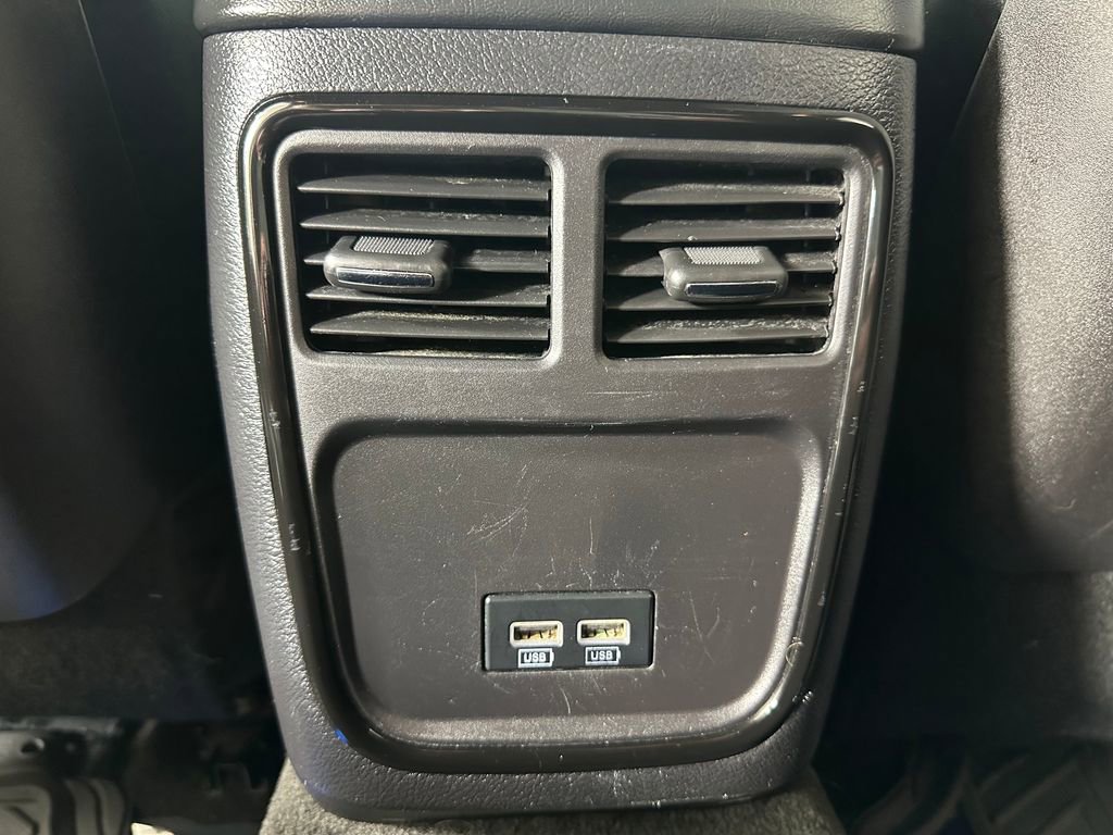 Used 2016 Chrysler 300 S image 22