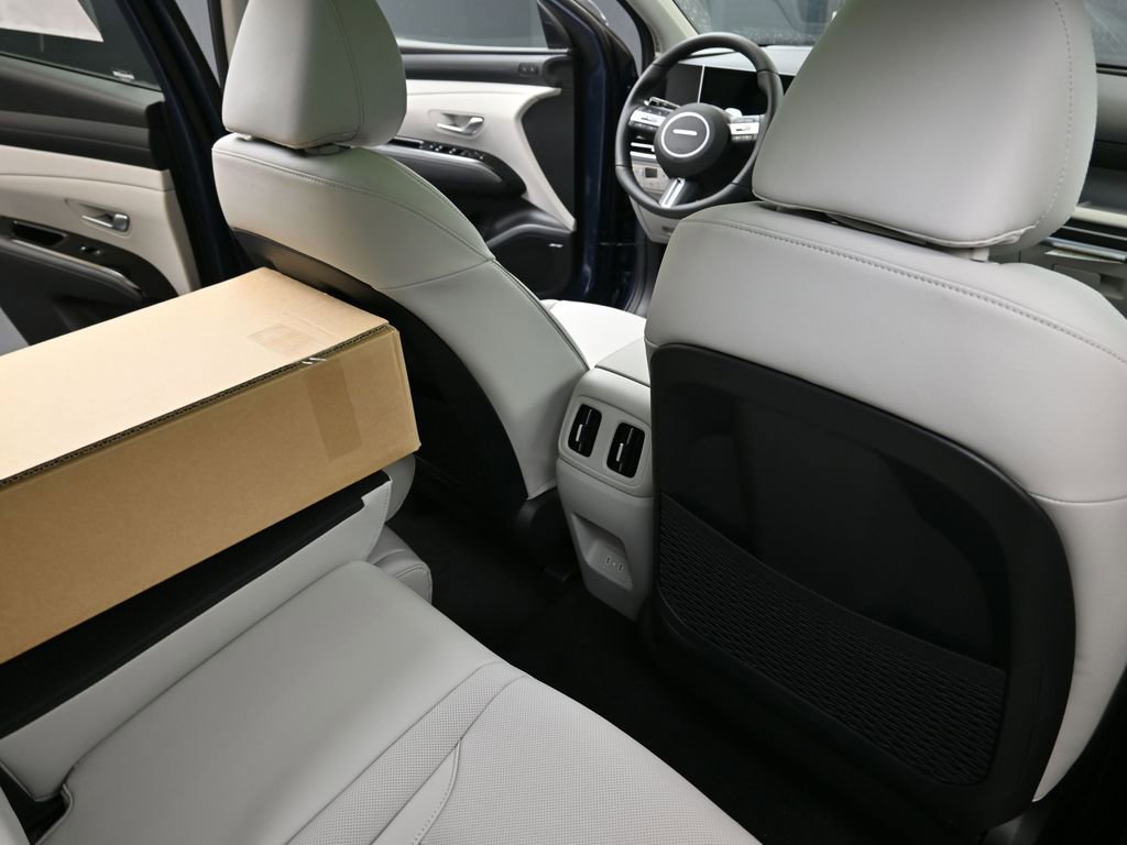 New 2026 Hyundai Tucson Limited image 17