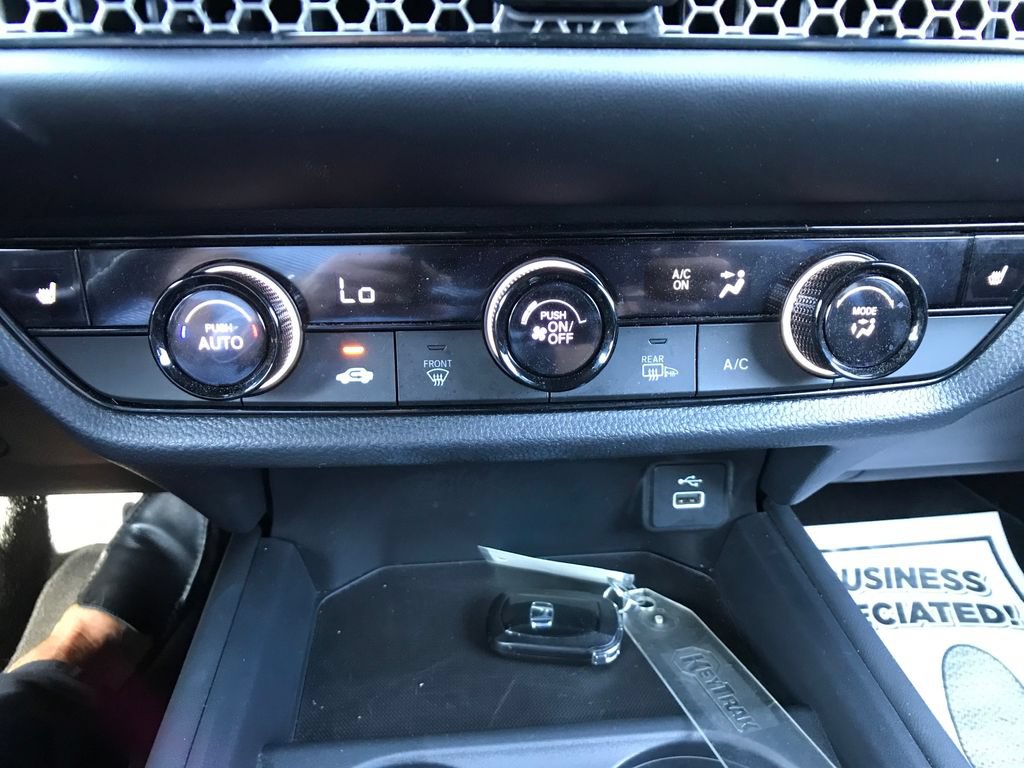 Certified 2025 Honda HR-V Sport image 24