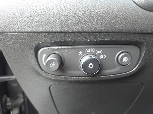 Used 2023 Buick Encore GX Essence w/ Experience Buick Package image 16