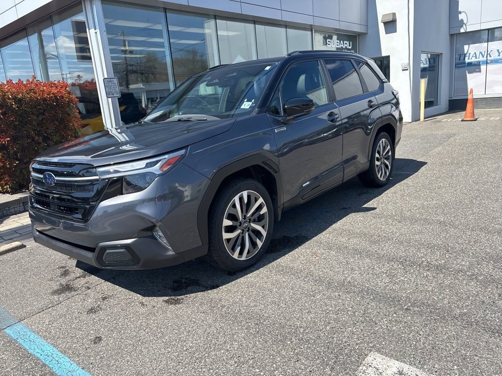 Certified 2025 Subaru Forester Touring AWD/4WD image 6