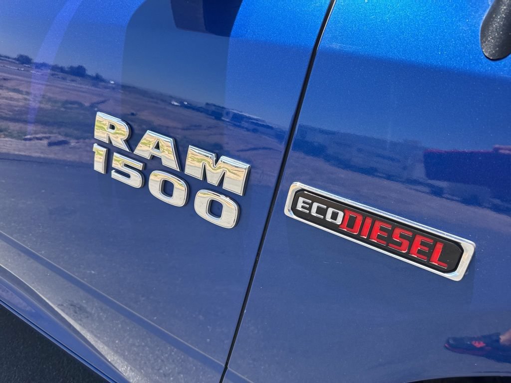 Used 2015 RAM 1500 Classic SLT w/ Luxury Group AWD/4WD image 8