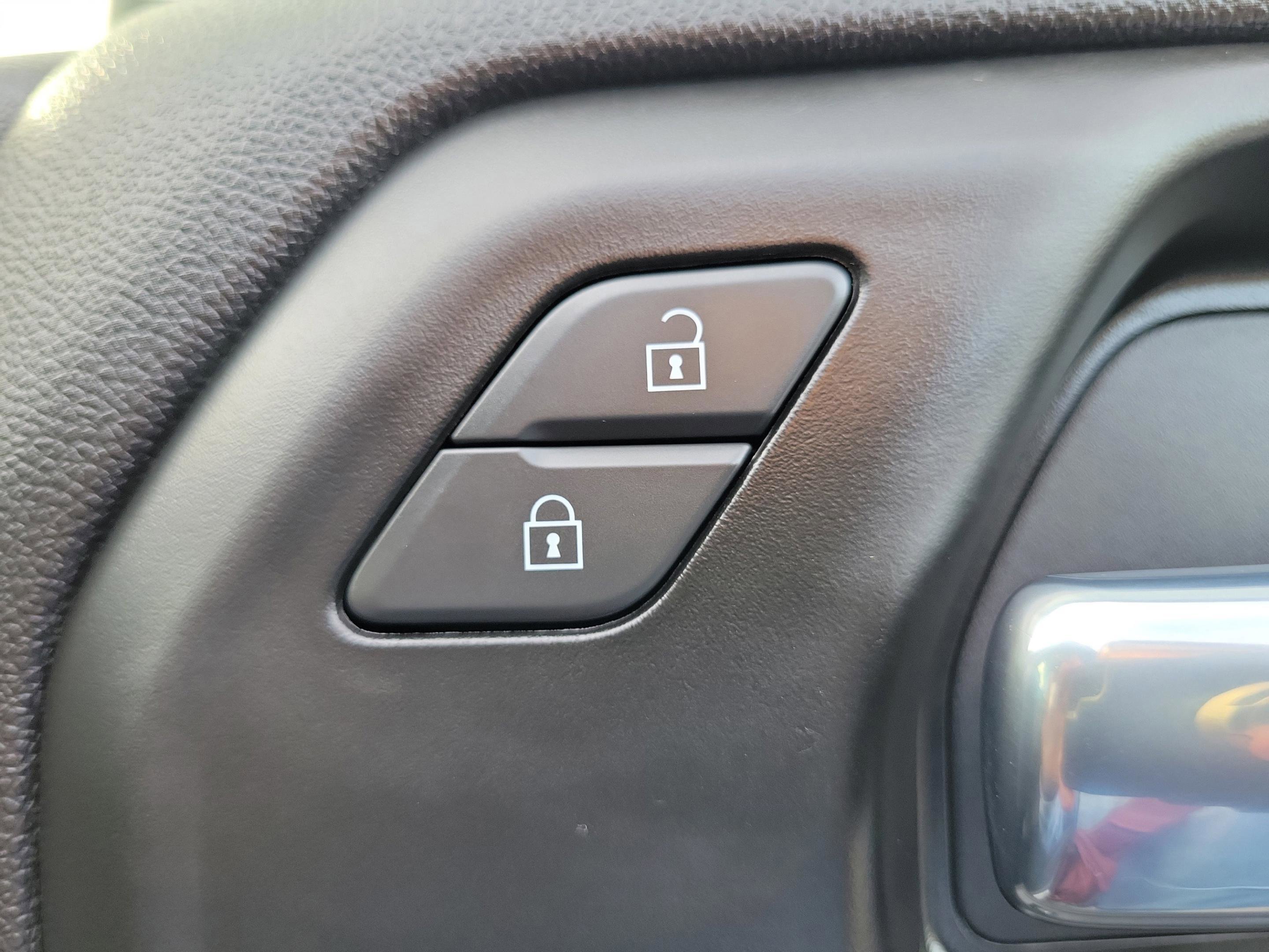 Used 2025 GMC Sierra 3500 Pro w/ 1SA Pro Safety Plus Package AWD/4WD image 29