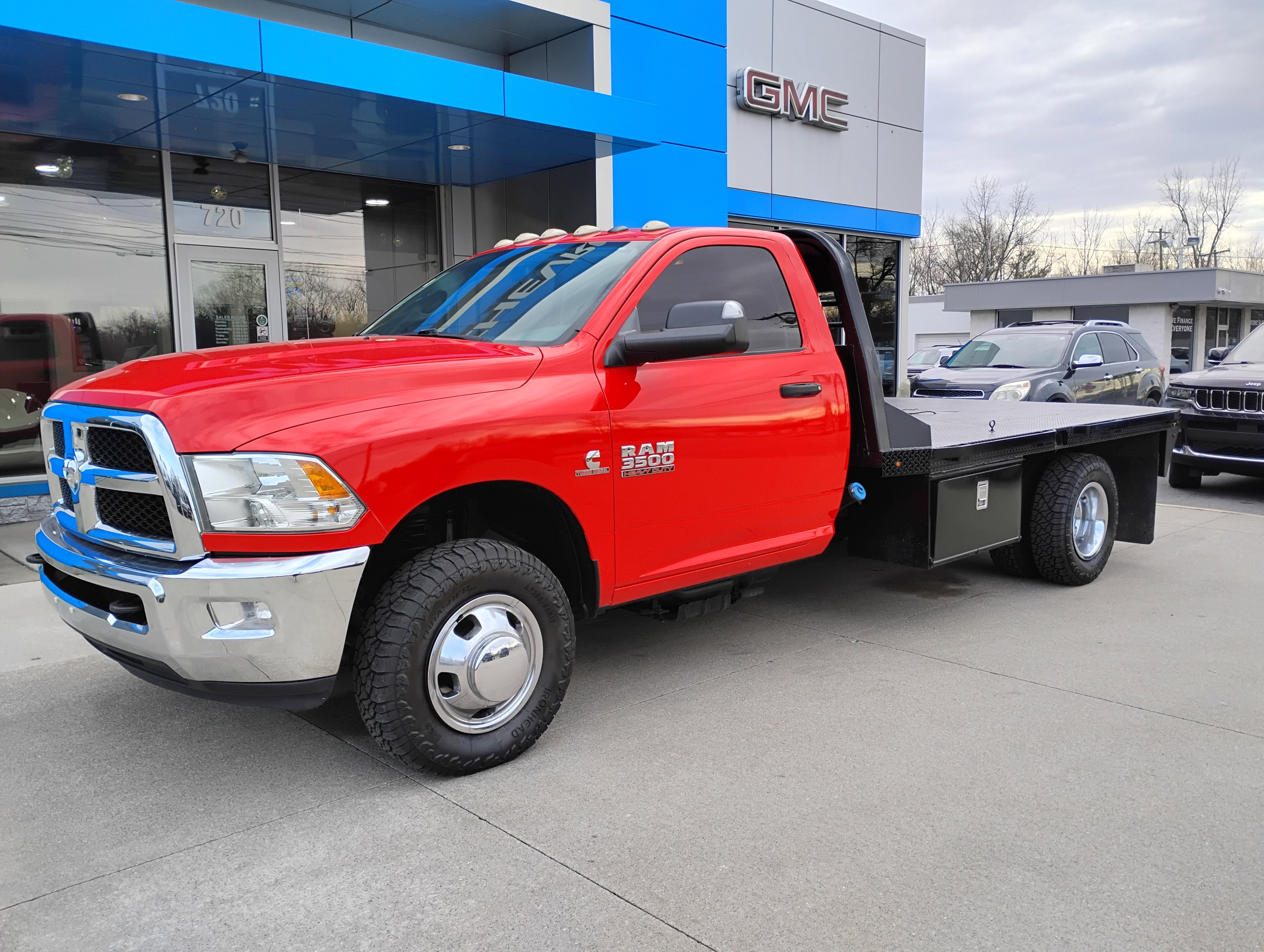 Used 2017 RAM 3500 Tradesman w/ Chrome Appearance Group image 22