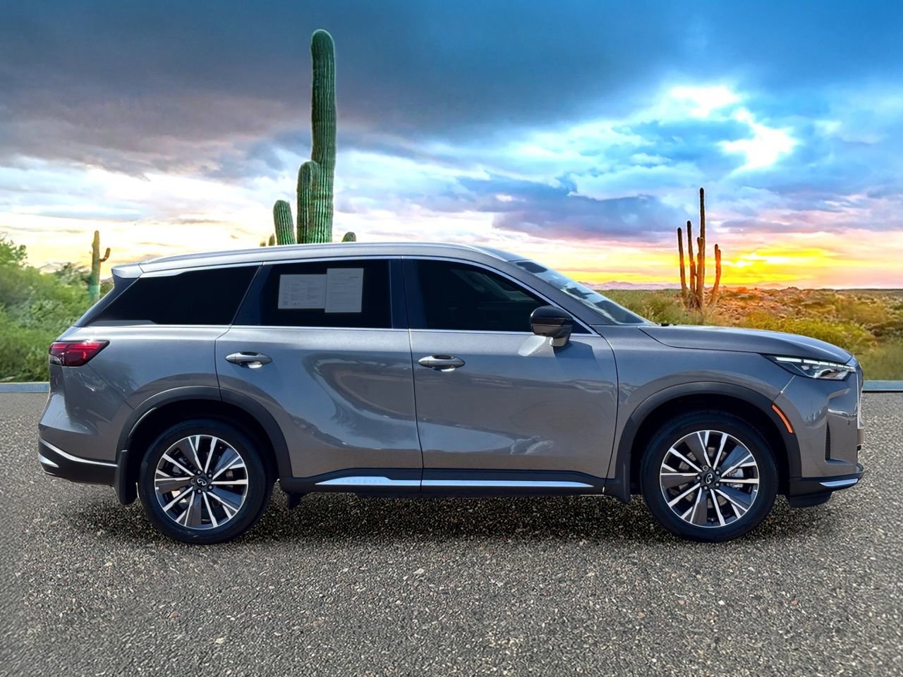 Certified 2026 INFINITI QX60 Luxe w/ Family Package FWD image 6