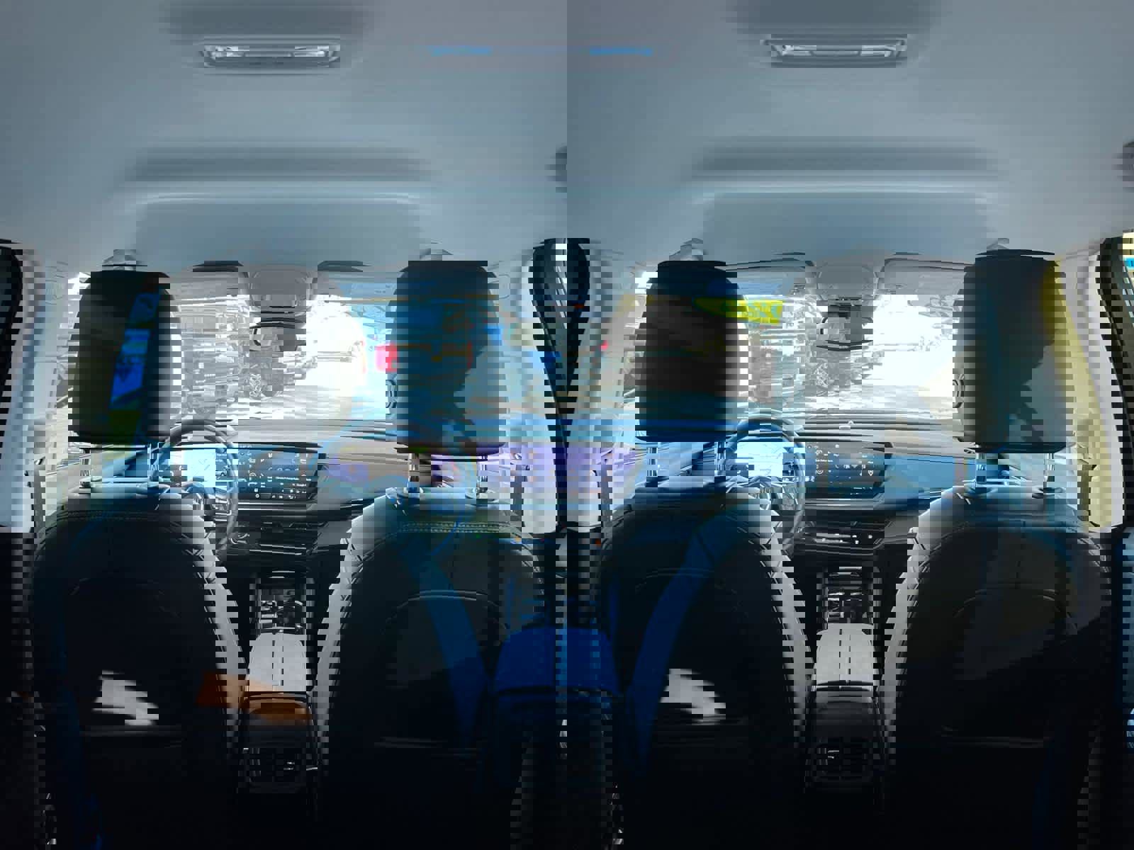 Certified 2025 Buick Envision Preferred image 37