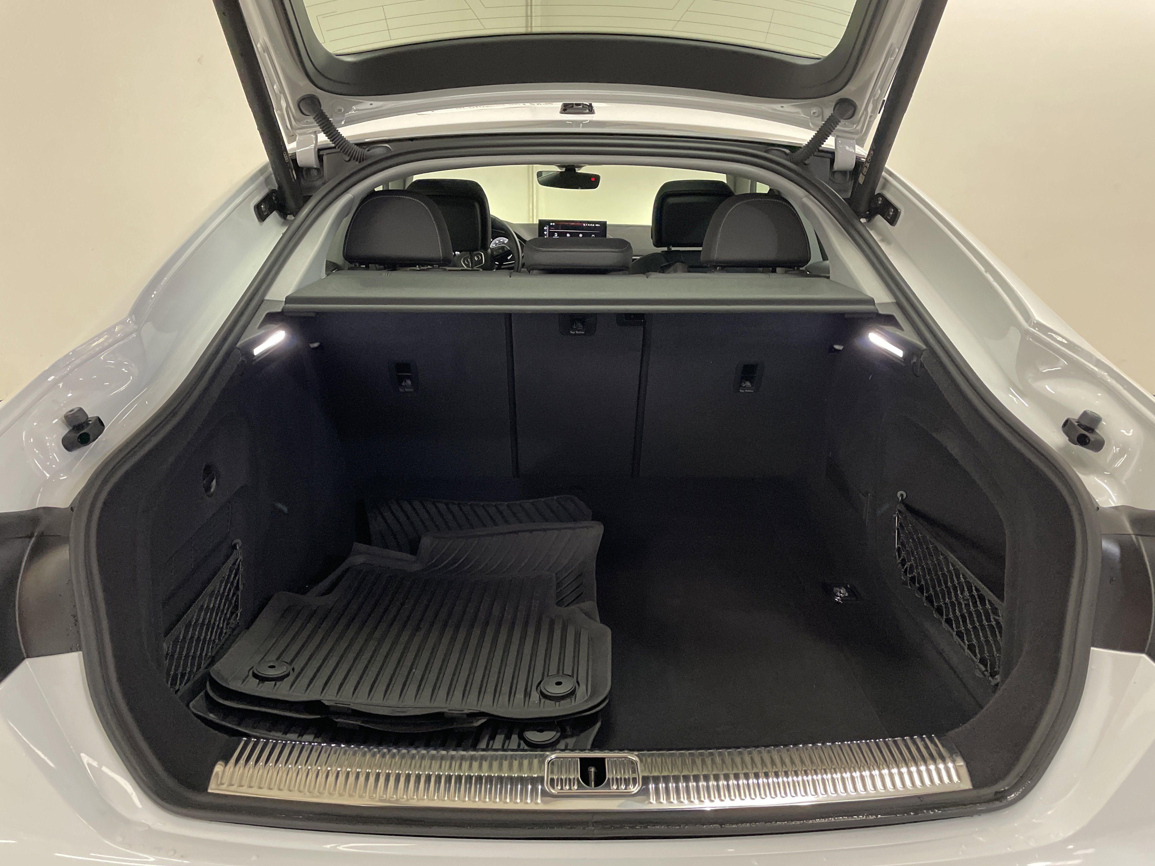 Used 2022 Audi A5 2.0T Premium Plus w/ Premium Plus image 21