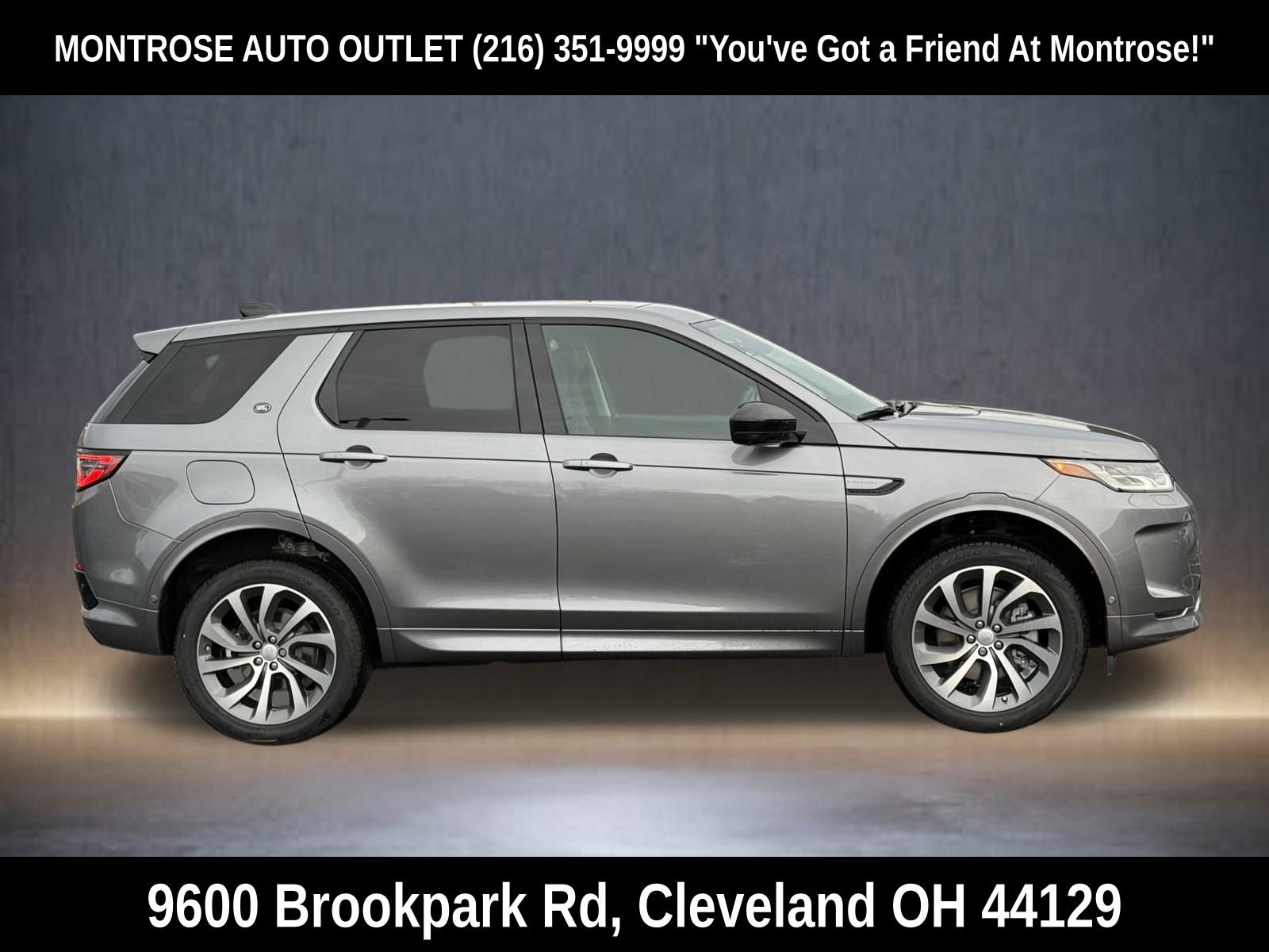 New 2025 Land Rover Discovery Sport S image 6