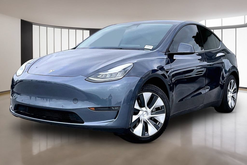 Used 2021 Tesla Model Y Long Range AWD/4WD image 1