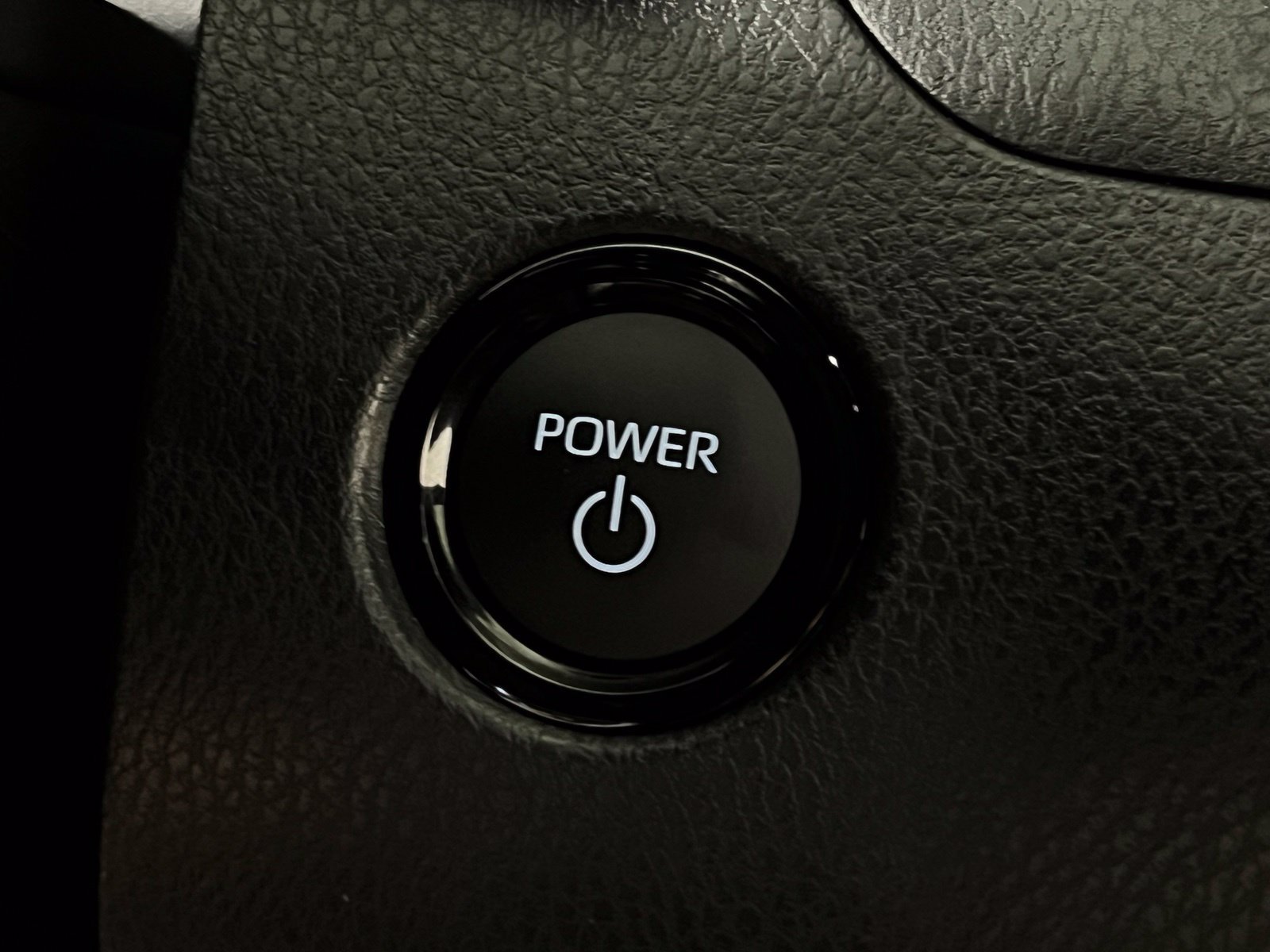 Used 2026 Toyota Camry SE FWD image 19