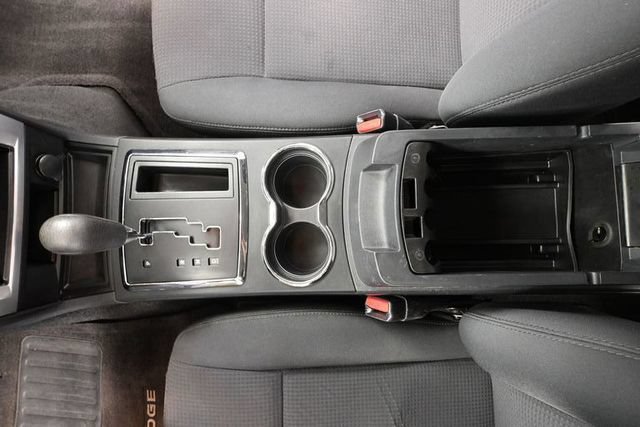Used 2010 Dodge Charger SXT AWD/4WD image 28