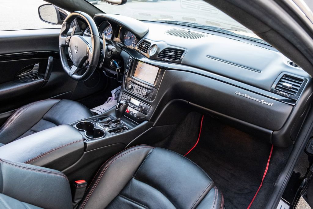 Used 2016 Maserati GranTurismo Sport image 29