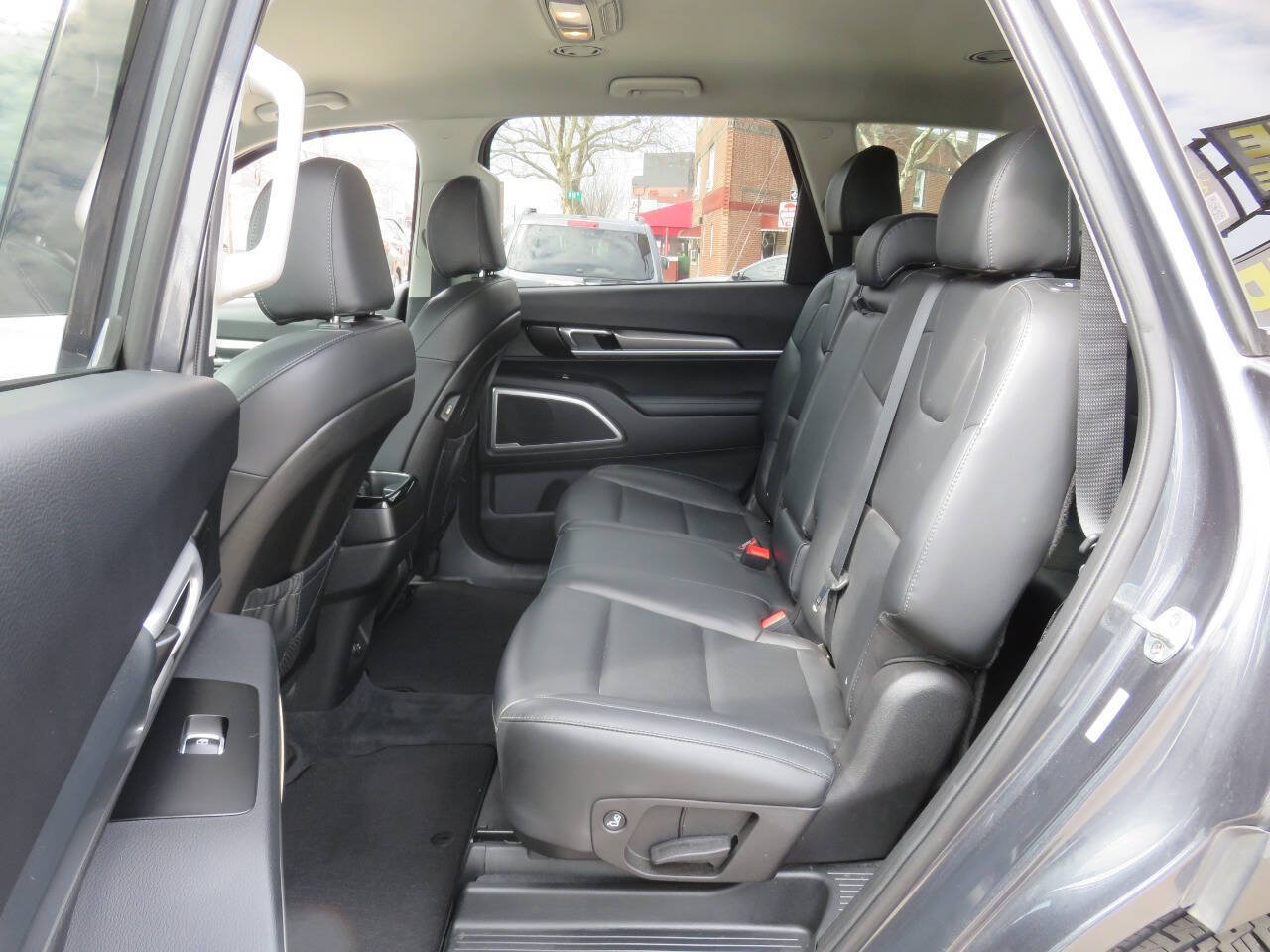 Used 2020 Kia Telluride LX AWD/4WD image 21