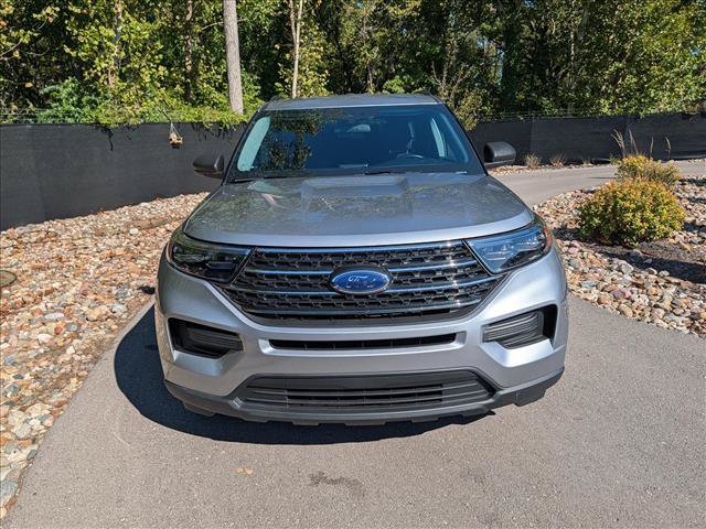 Used 2022 Ford Explorer XLT AWD/4WD image 8