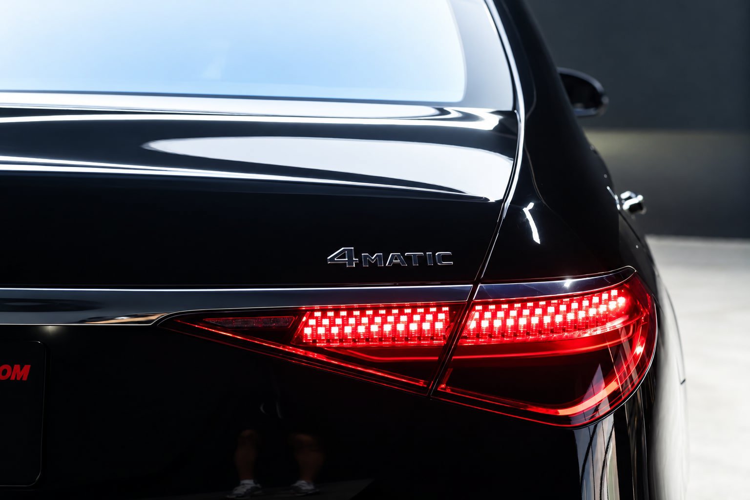 Used 2023 Mercedes-Benz S 500 4MATIC w/ AMG Line image 19