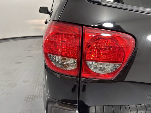 Used 2014 Toyota Sequoia SR5 AWD/4WD image 31