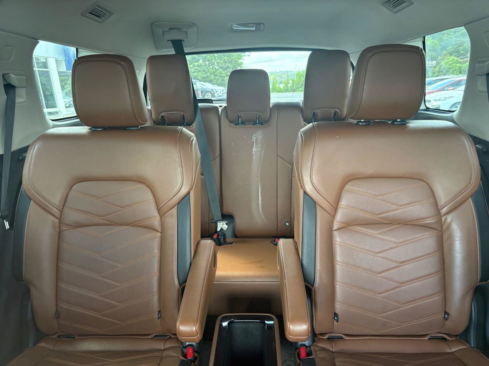 Used 2023 Nissan Pathfinder Platinum FWD image 19