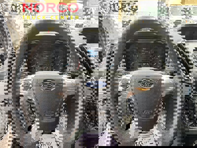 Used 2015 Ford Transit 350 XLT image 22