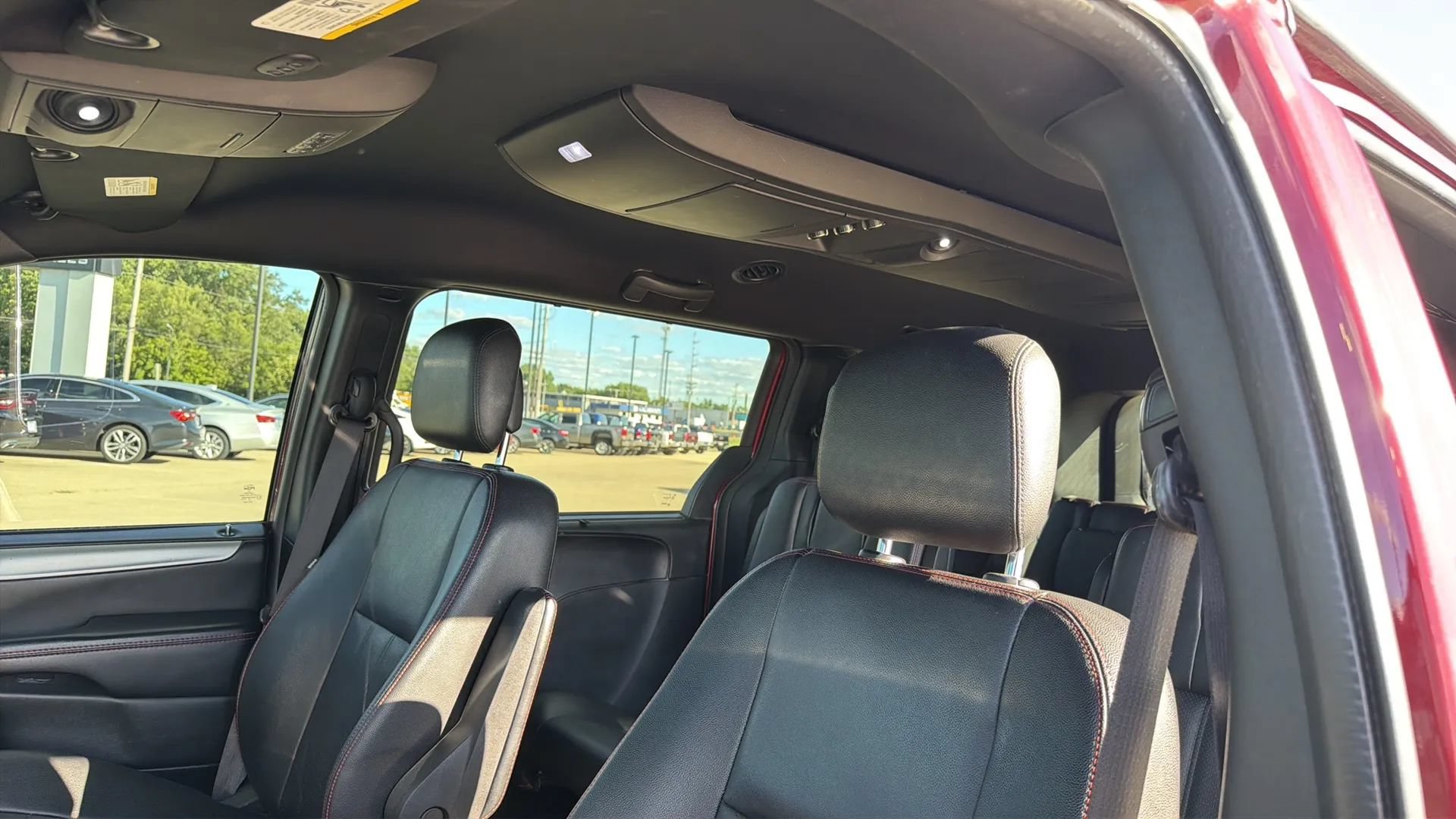 Used 2020 Dodge Grand Caravan GT FWD image 60