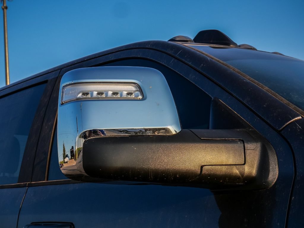 New 2026 RAM 2500 Laramie AWD/4WD image 12