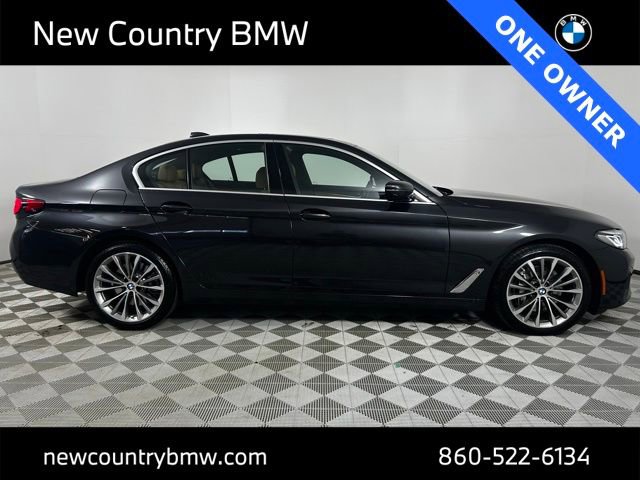 Used 2023 BMW 540i xDrive w/ Premium Package image 8