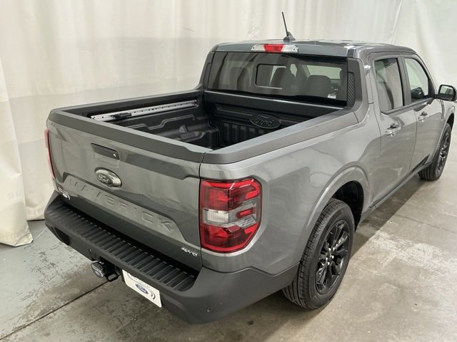 Used 2024 Ford Maverick Lariat w/ Black Appearance Package image 3