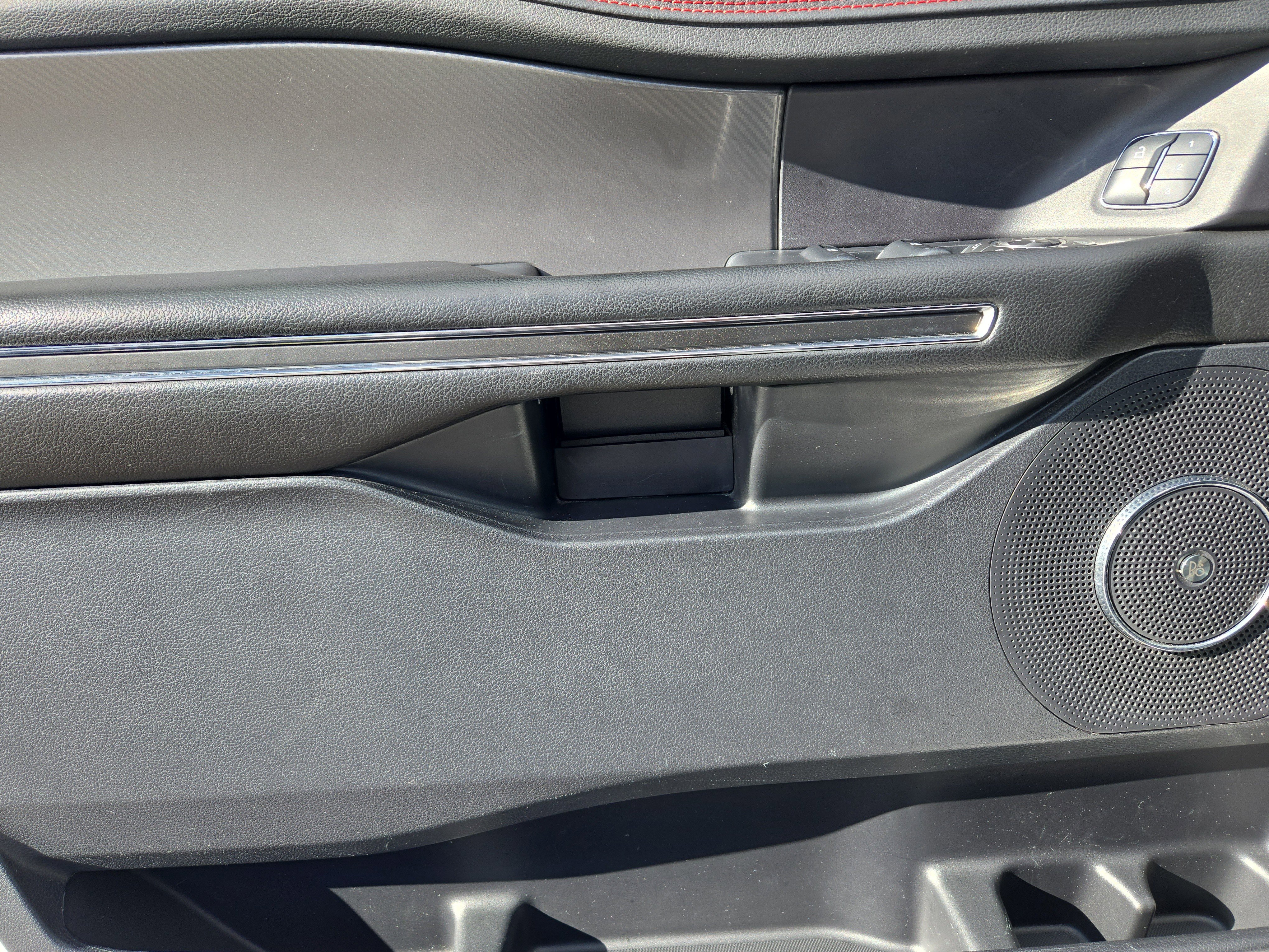 Used 2019 Ford Expedition Limited w/ Equipment Group 303A image 24